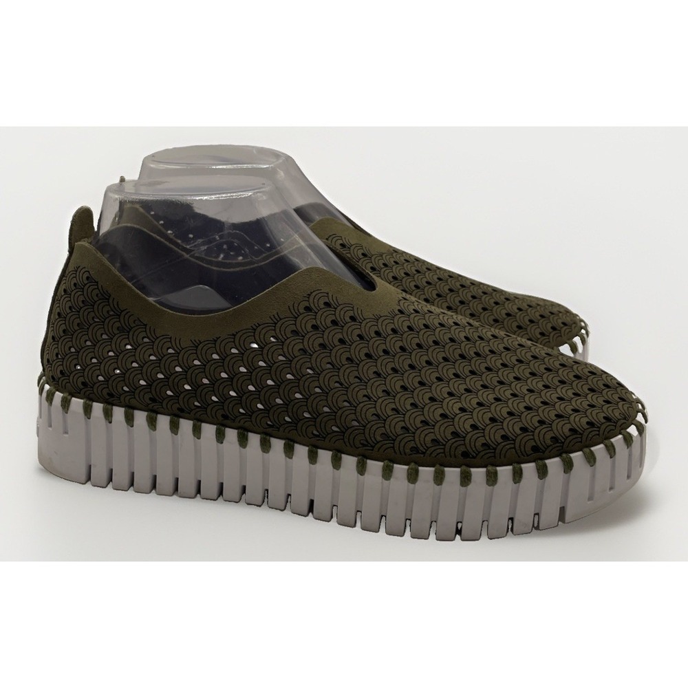 Isle Jacobsen Tulip Sneakers Trainers Womens 39 8.5 Olive Green Slip On Shoes